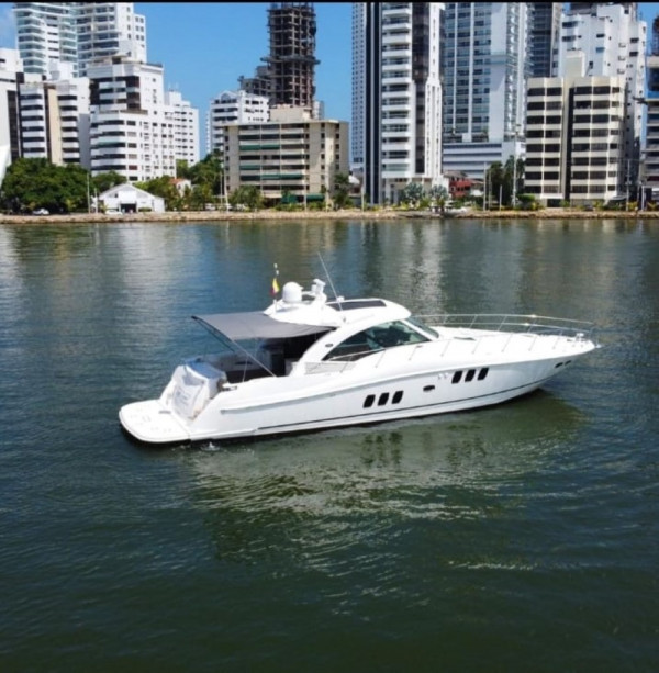 Yate Niko | Yate en cartagena