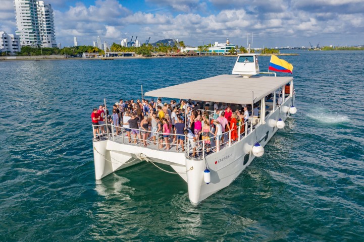 Catamarán Mega  | Catamarán en cartagena