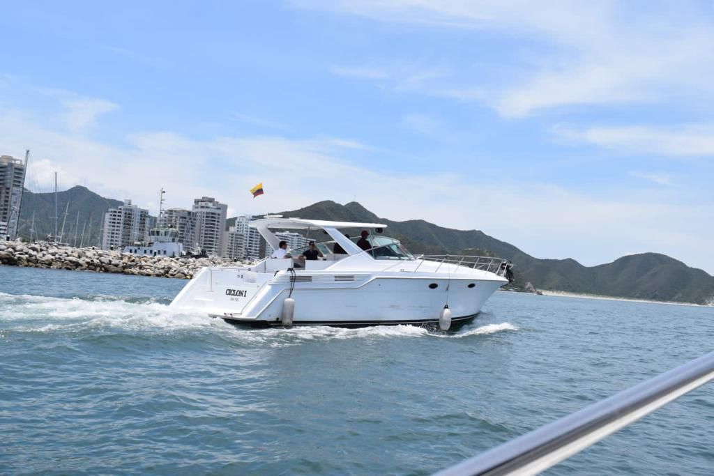 Yate Ciclón | Yate en santa marta